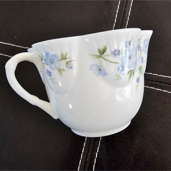 Vintage Crown Staffordshire Rock Garden Bone China Cup And Saucer - Picture 3 of 8